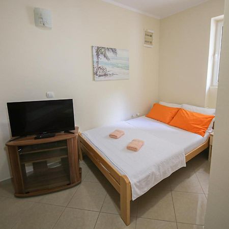 Md Apartments Котор Екстериор снимка